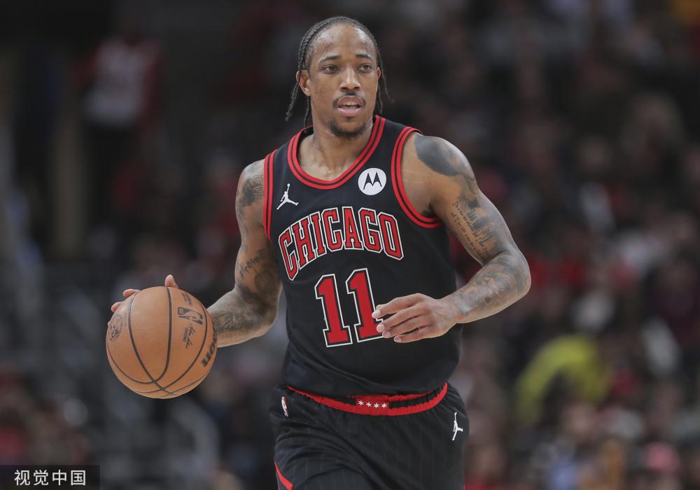 迫地展开了 迫地展开了