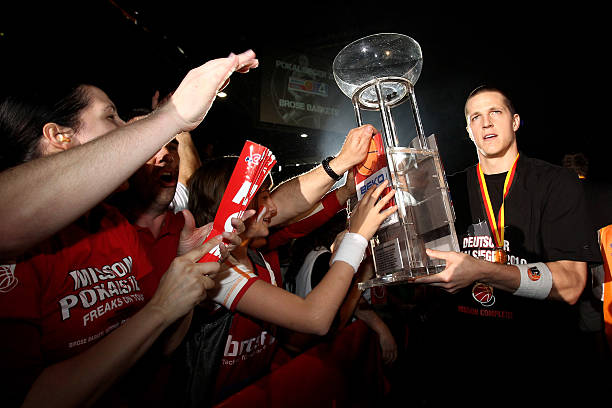 她的特点是 她的特点是